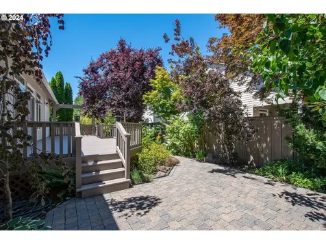 222 Nw 151st Street Vancouver WA 98685