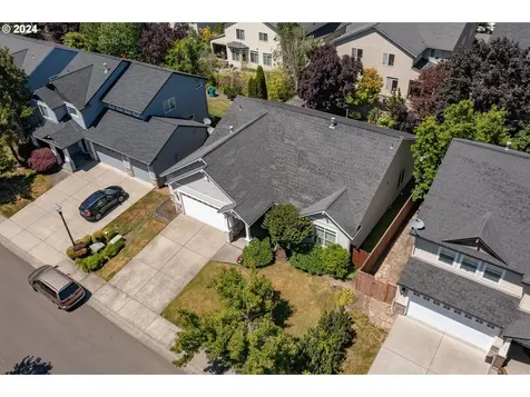 222 Nw 151st Street Vancouver WA 98685
