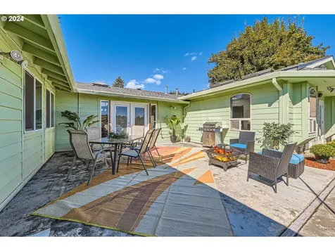 8398 Cason Road Gladstone OR 97027