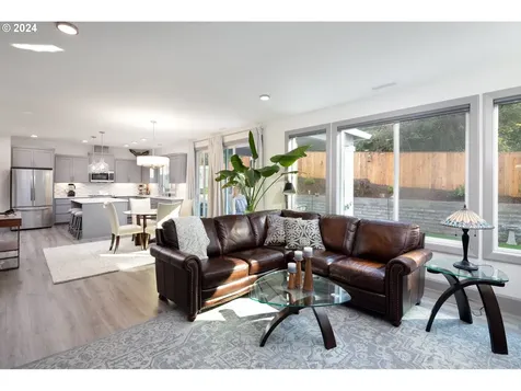 2435 S Royal Court Ridgefield WA 98642