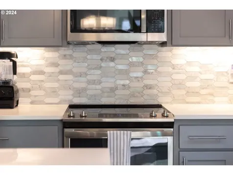 2435 S Royal Court Ridgefield WA 98642