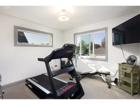 2435 S Royal Court Ridgefield WA 98642