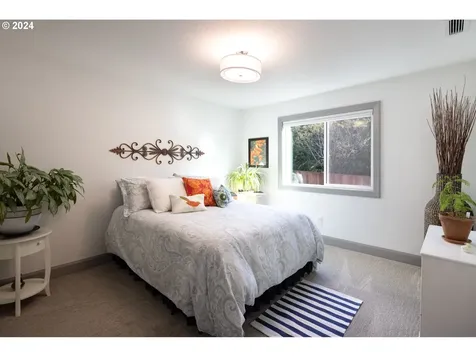 2435 S Royal Court Ridgefield WA 98642