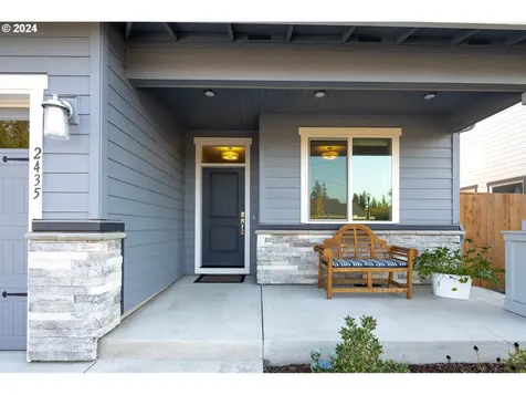 2435 S Royal Court Ridgefield WA 98642