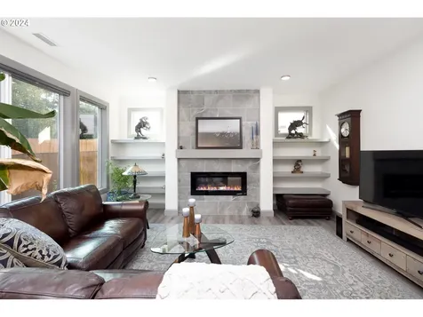 2435 S Royal Court Ridgefield WA 98642