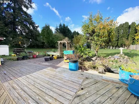 10755 SW Tigard Street Portland OR 97223