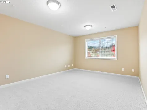 5106 NW Primino Avenue Portland OR 97229