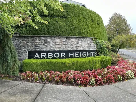 5106 NW Primino Avenue Portland OR 97229