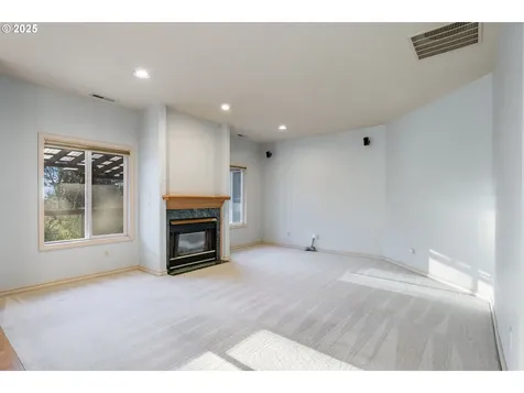 10391 SE Nicole Loop Happy Valley OR 97086