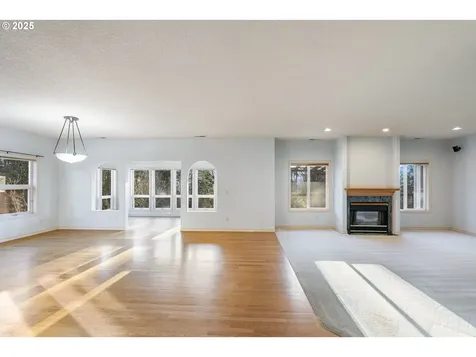10391 SE Nicole Loop Happy Valley OR 97086