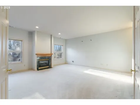 10391 SE Nicole Loop Happy Valley OR 97086