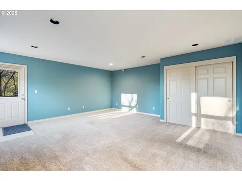 10391 SE Nicole Loop Happy Valley OR 97086