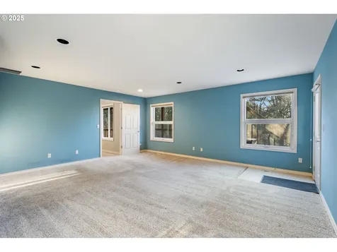 10391 SE Nicole Loop Happy Valley OR 97086