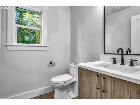 23929 Ne 28th Street Camas WA 98607