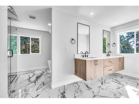 23929 Ne 28th Street Camas WA 98607