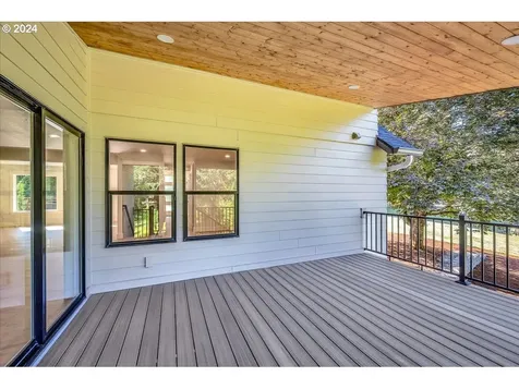 23929 Ne 28th Street Camas WA 98607