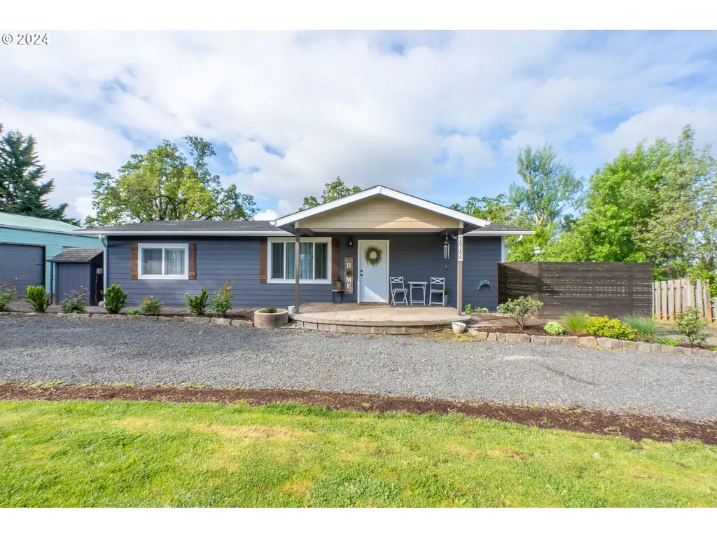 16166 Abiqua Road Ne Silverton OR 97381