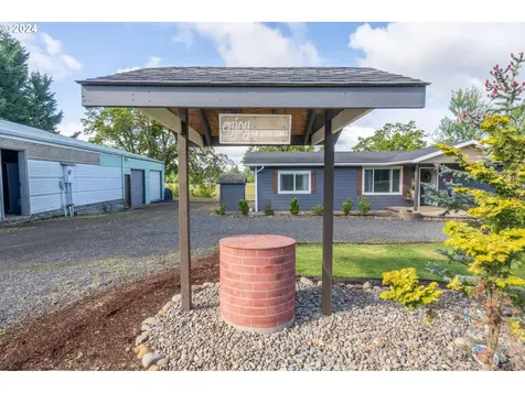 16166 Abiqua Road Ne Silverton OR 97381