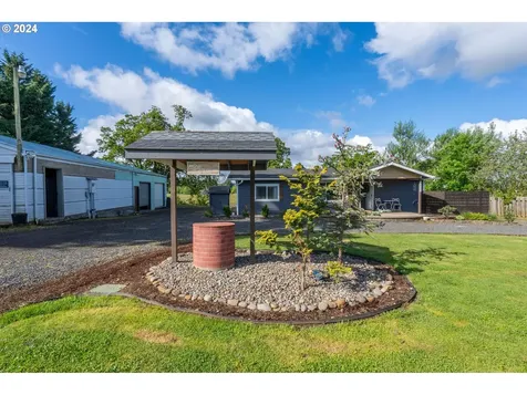 16166 Abiqua Road Ne Silverton OR 97381