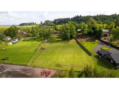 16166 Abiqua Road Ne Silverton OR 97381