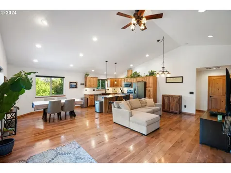 21500 SW Eagle Point Road Mcminnville OR 97128