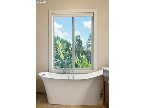 6715 Se Riverside Lane Vancouver WA 98661