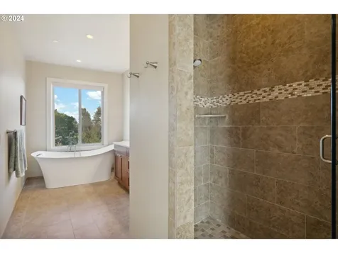 6715 Se Riverside Lane Vancouver WA 98661