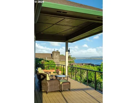 6715 Se Riverside Lane Vancouver WA 98661