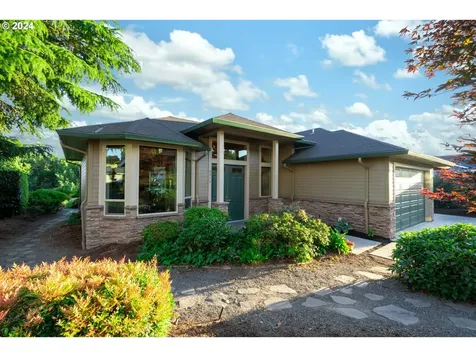 6715 Se Riverside Lane Vancouver WA 98661
