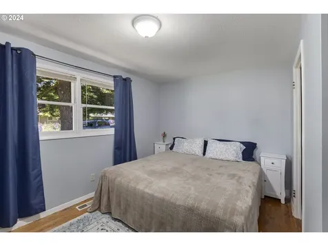 2208 Se 180th Avenue Portland OR 97233