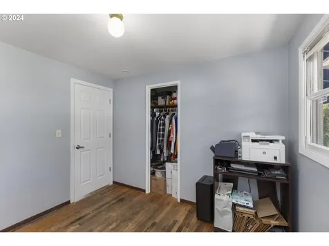 2208 Se 180th Avenue Portland OR 97233