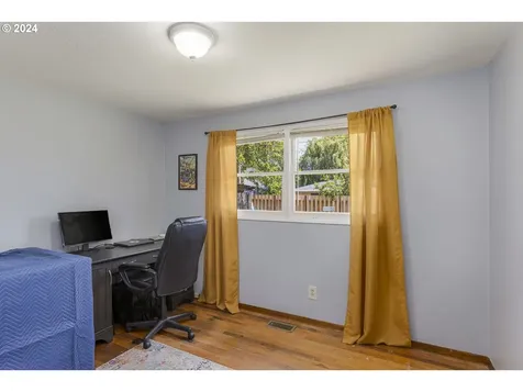 2208 Se 180th Avenue Portland OR 97233