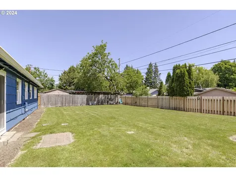 2208 Se 180th Avenue Portland OR 97233
