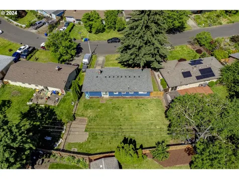 2208 Se 180th Avenue Portland OR 97233