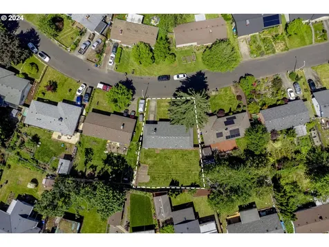 2208 Se 180th Avenue Portland OR 97233