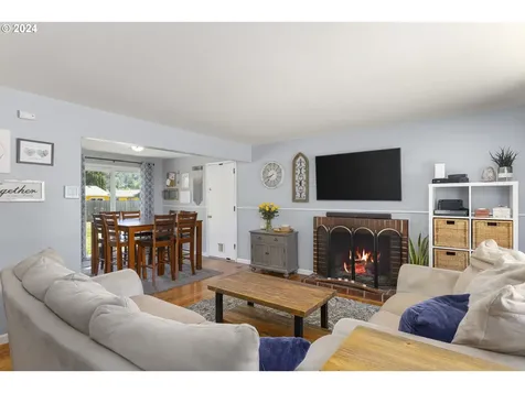 2208 Se 180th Avenue Portland OR 97233
