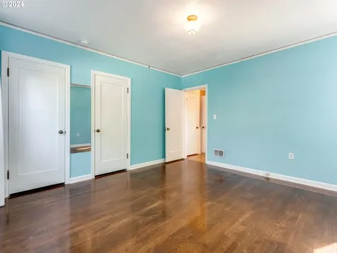 115 W 38th Street Vancouver WA 98660