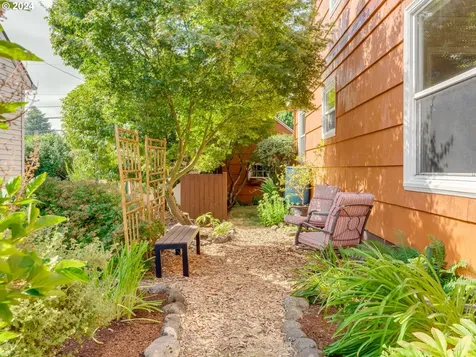 115 W 38th Street Vancouver WA 98660
