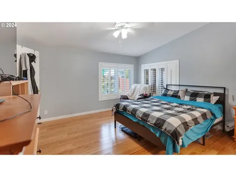 441 N 1st Street Carlton OR 97111