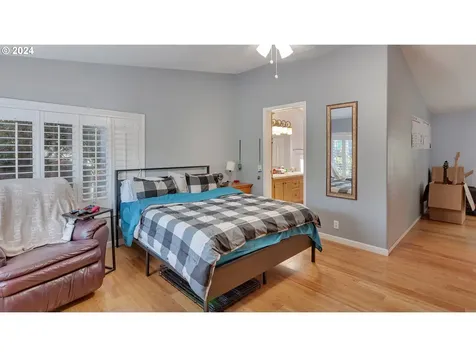 441 N 1st Street Carlton OR 97111