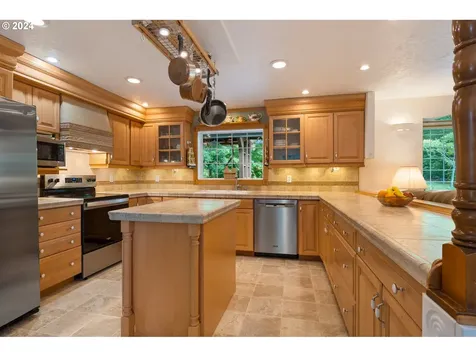 85933 Fawn Hills Drive Eugene OR 97405