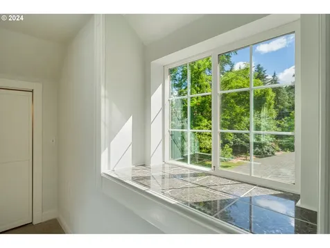 85933 Fawn Hills Drive Eugene OR 97405