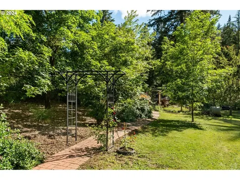 85933 Fawn Hills Drive Eugene OR 97405