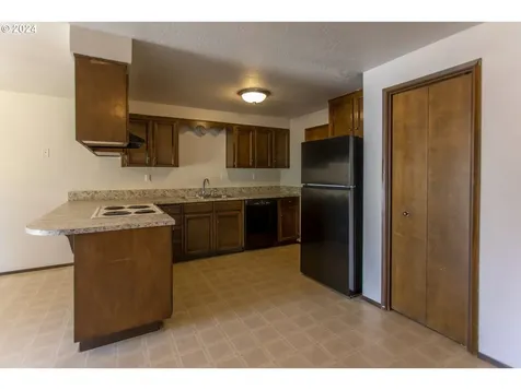 509 SE Debbie Street Mcminnville OR 97128