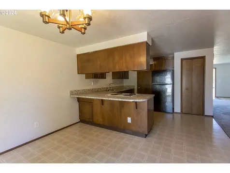 509 SE Debbie Street Mcminnville OR 97128