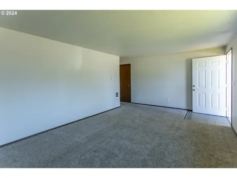 509 SE Debbie Street Mcminnville OR 97128