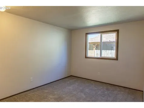 509 SE Debbie Street Mcminnville OR 97128