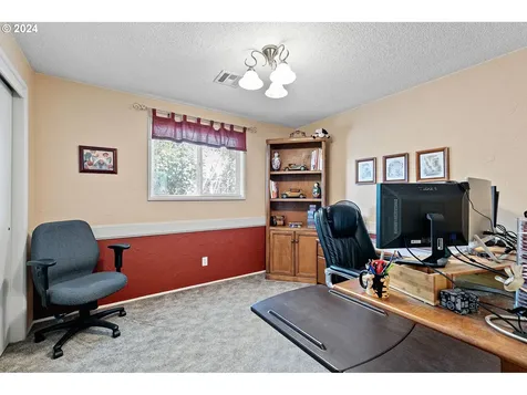 3325 Montebello Avenue Springfield OR 97477