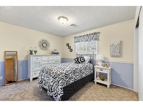 3325 Montebello Avenue Springfield OR 97477