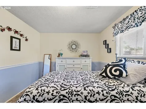 3325 Montebello Avenue Springfield OR 97477